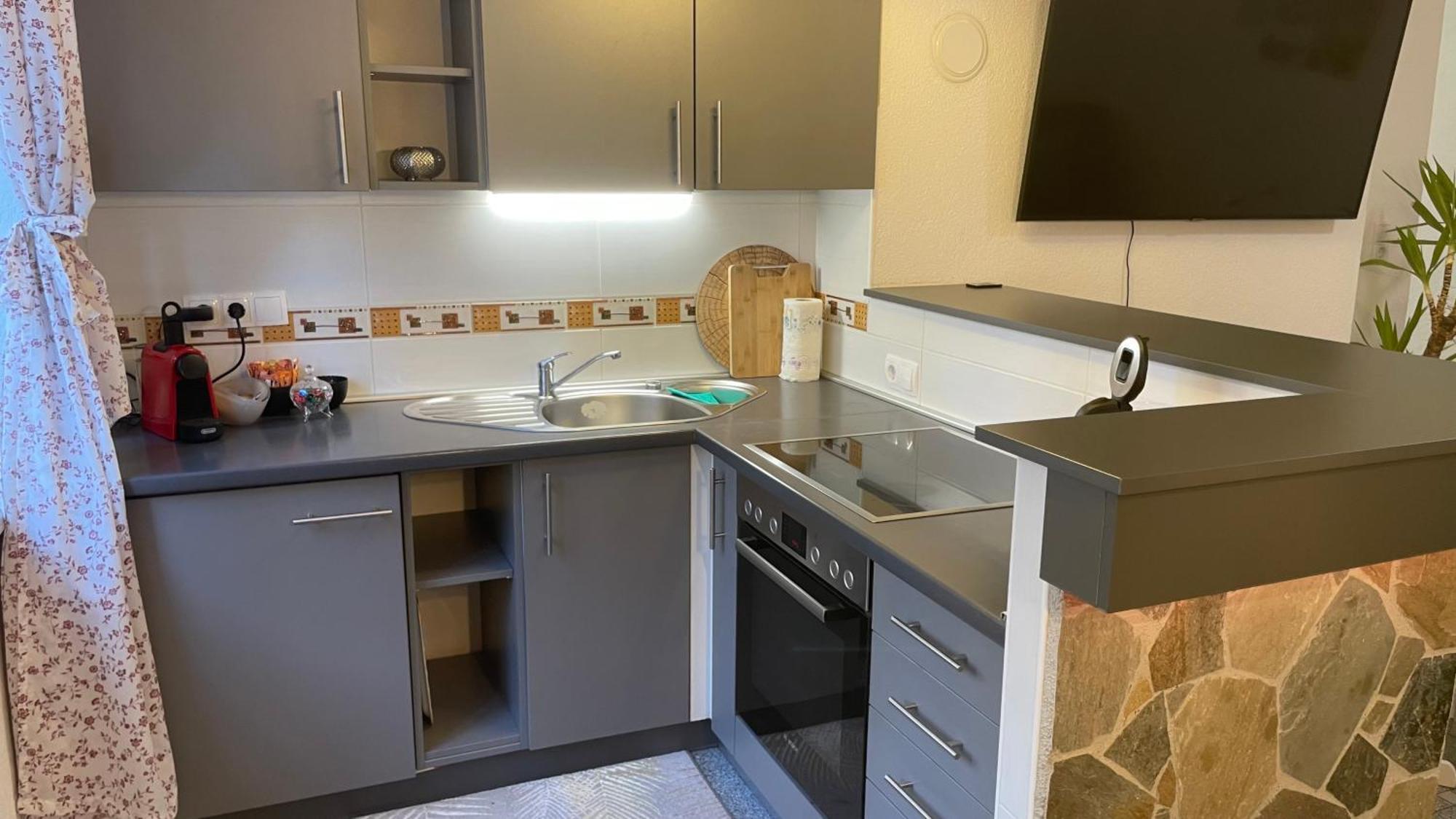 Zentrale, Moderne Wohnung In Γκρατς Εξωτερικό φωτογραφία